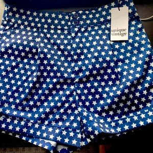 Celebrate the 4th of July in these patriotic high waisted shorts!